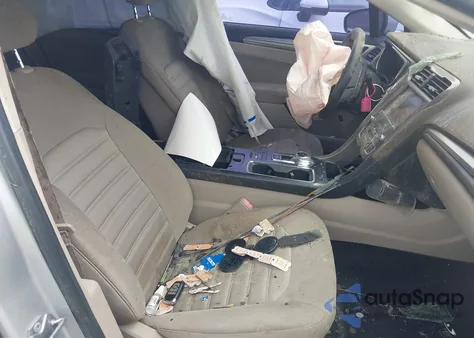 2019 Ford Fusion Hybrid Se из США, поврежденный, VIN 3FA6P0LU8KR205658